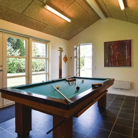Three-bedroom Holiday In Holiday home *