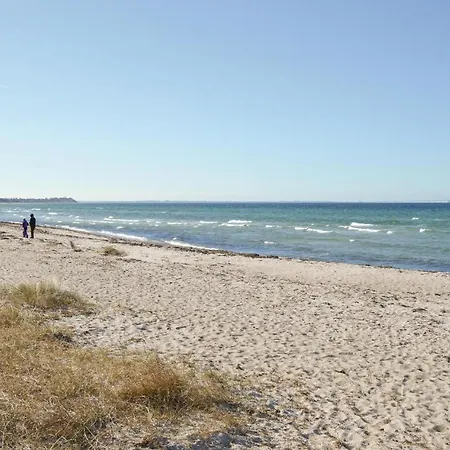 Three-bedroom Holiday In