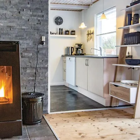Three-bedroom Holiday In Holiday home *