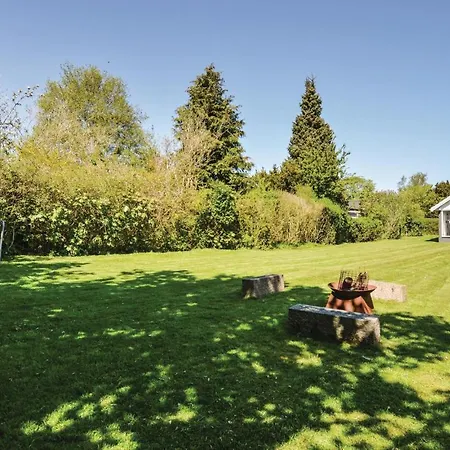 Three-bedroom Holiday In
