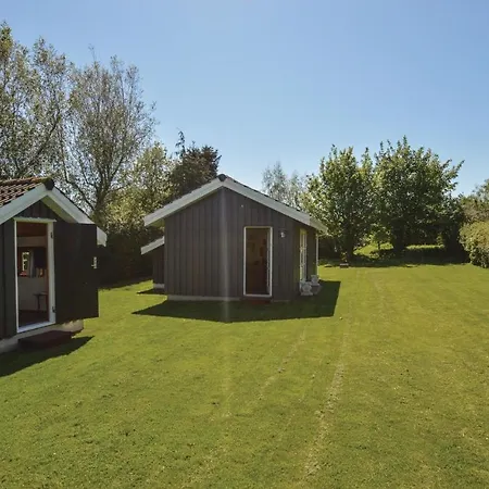 Three-bedroom Holiday In Slagelse